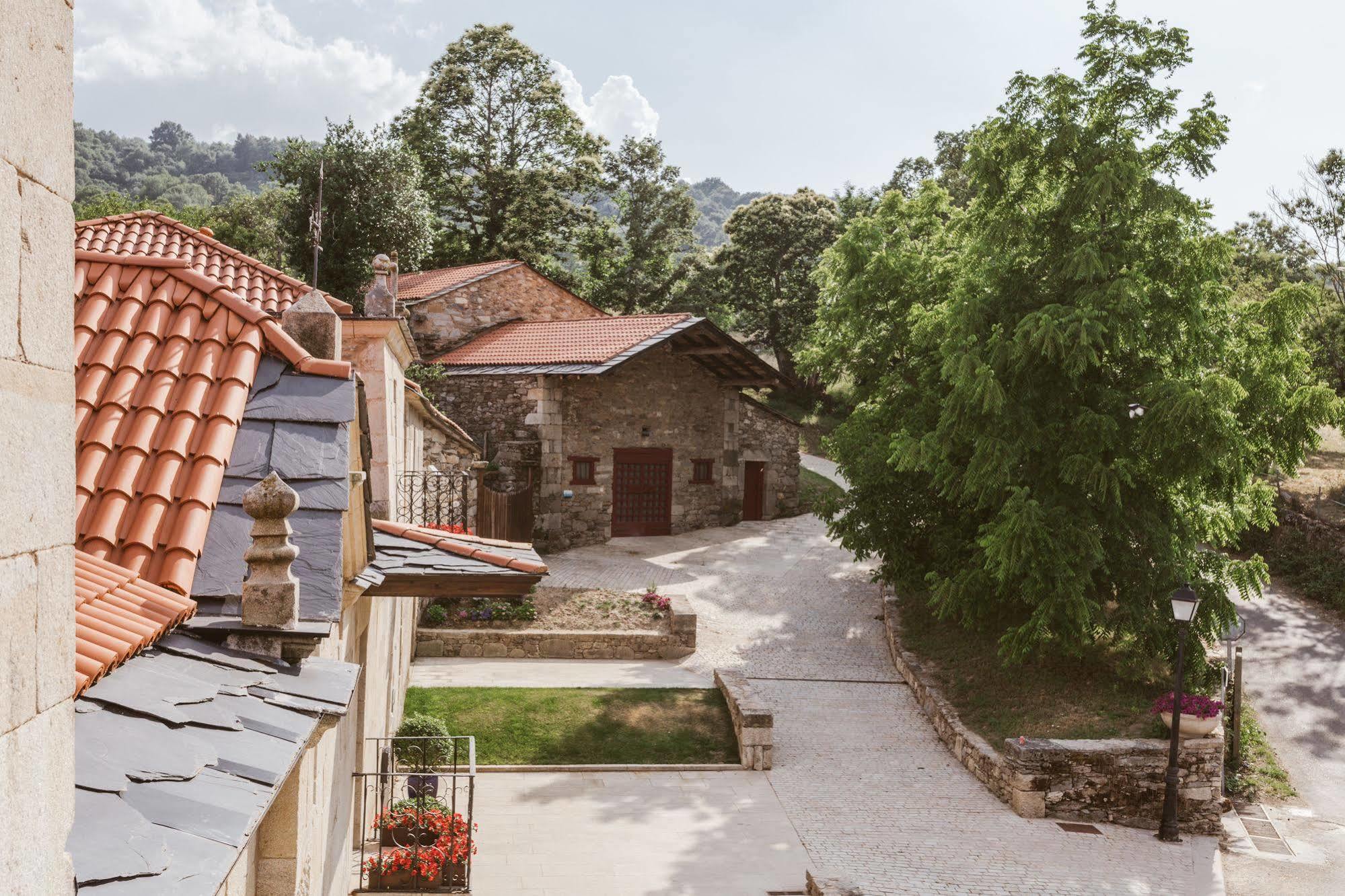 Pazo Da Pena Manzaneda Hotel Ngoại thất bức ảnh